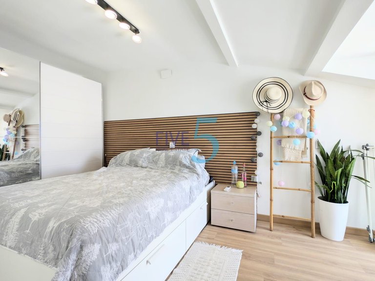 Penthouse for Sale in Alicante, Valencia 22