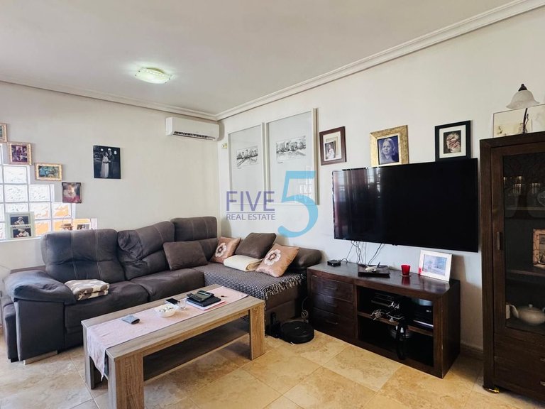 Apartment for Sale in Alicante, Valencia 3