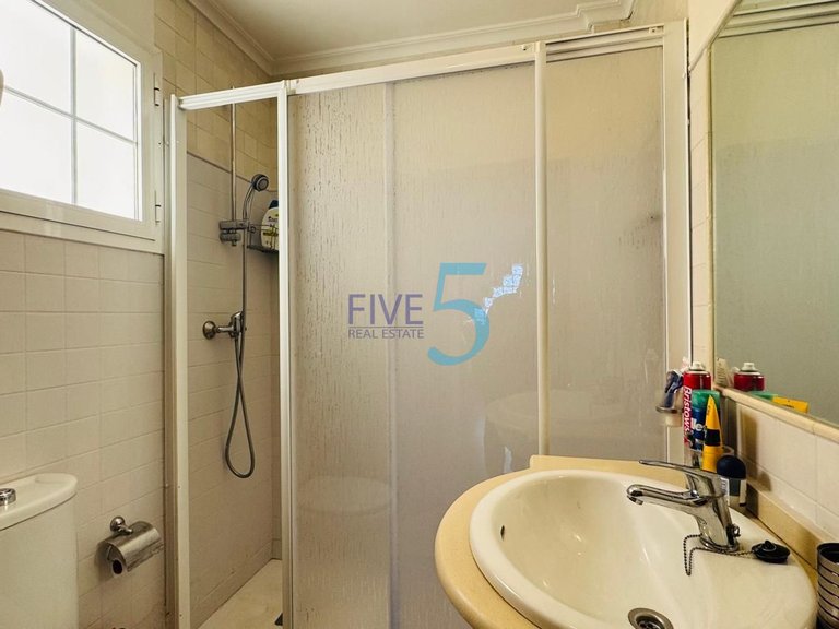 Apartment for Sale in Alicante, Valencia 12