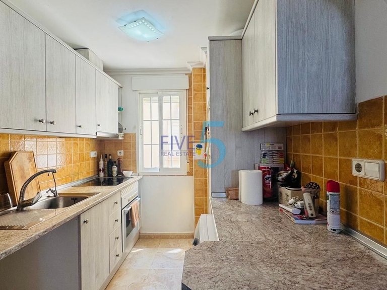 Apartment for Sale in Alicante, Valencia 4