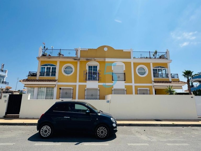 Apartment for Sale in Alicante, Valencia 28