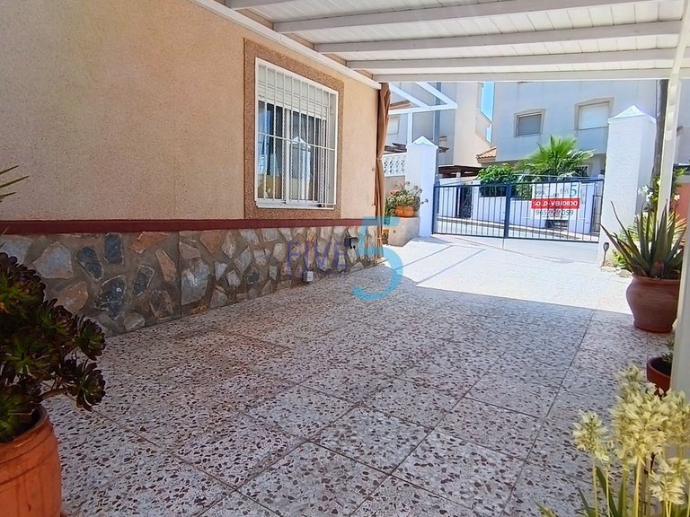 Villa for Sale in Alicante, Valencia 10
