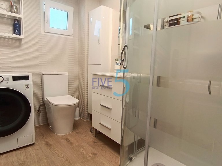Villa for Sale in Alicante, Valencia 28