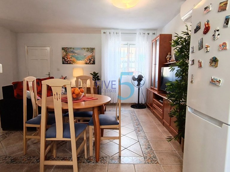 Villa for Sale in Alicante, Valencia 24