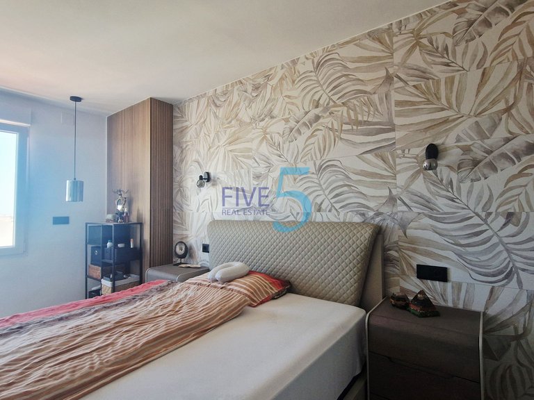 Apartment for Sale in Alicante, Valencia 14