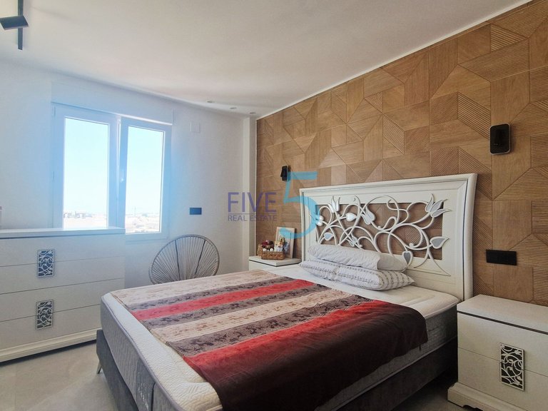 Apartment for Sale in Alicante, Valencia 15