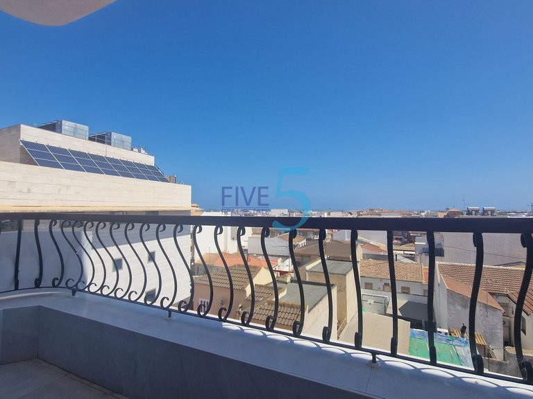 Apartment for Sale in Alicante, Valencia 6