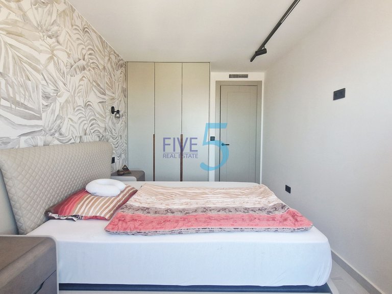 Apartment for Sale in Alicante, Valencia 13