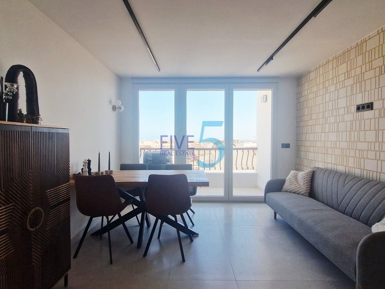 Apartment for Sale in Alicante, Valencia 4