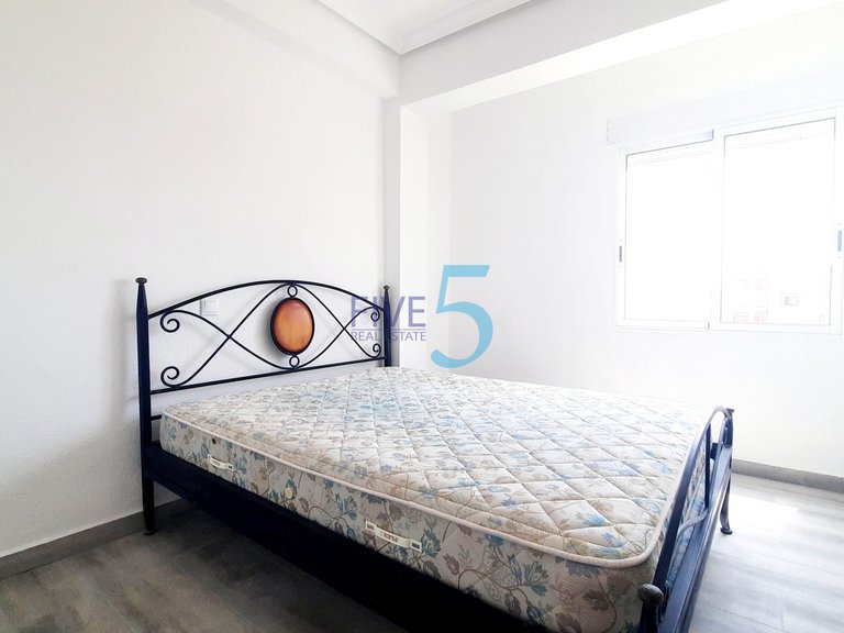 Apartment for Sale in Alicante, Valencia 11