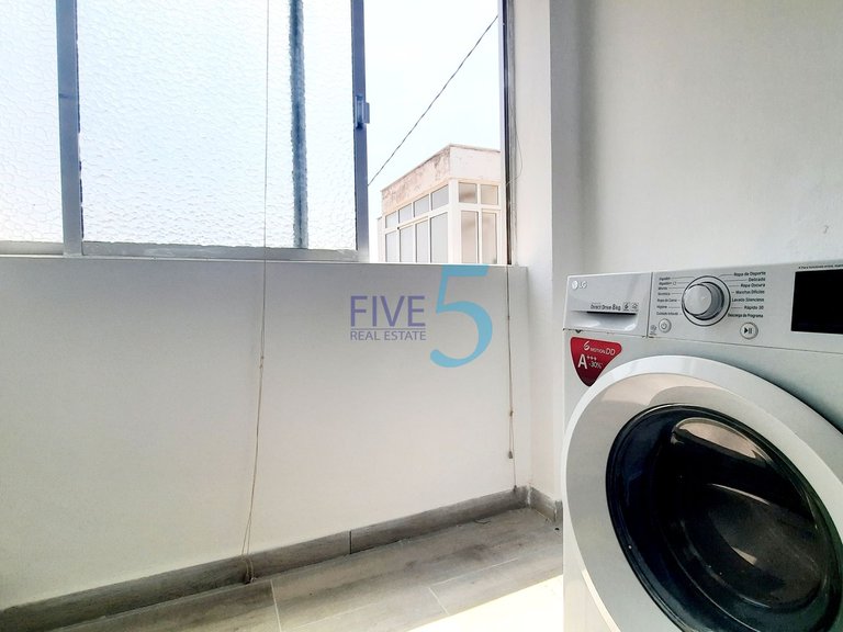 Apartment for Sale in Alicante, Valencia 17
