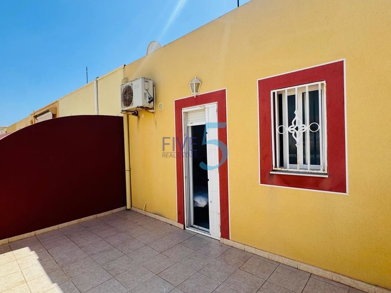Villa for Sale in Alicante, Valencia 13