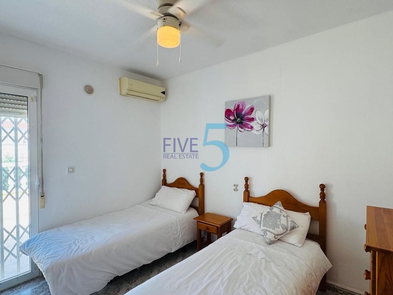 Villa for Sale in Alicante, Valencia 11