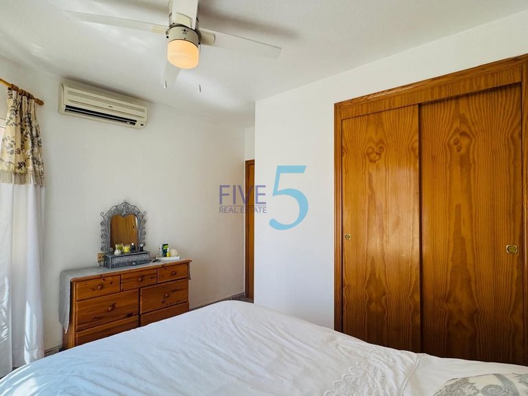 Villa for Sale in Alicante, Valencia 19
