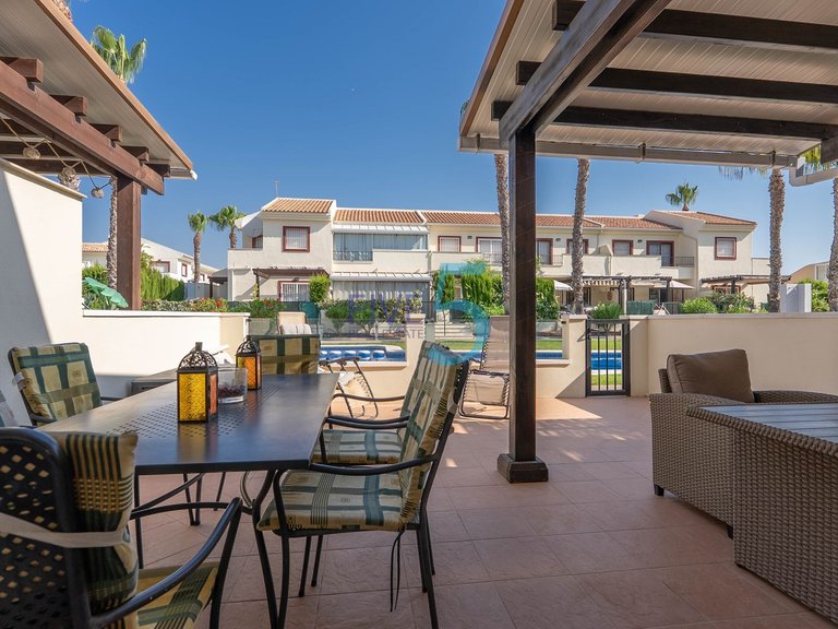 Villa for Sale in Alicante, Valencia 28