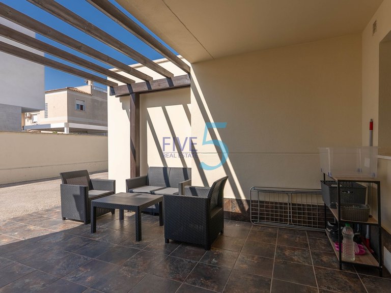 Villa for Sale in Alicante, Valencia 42