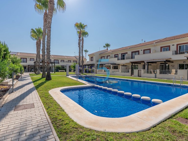 Villa for Sale in Alicante, Valencia 30