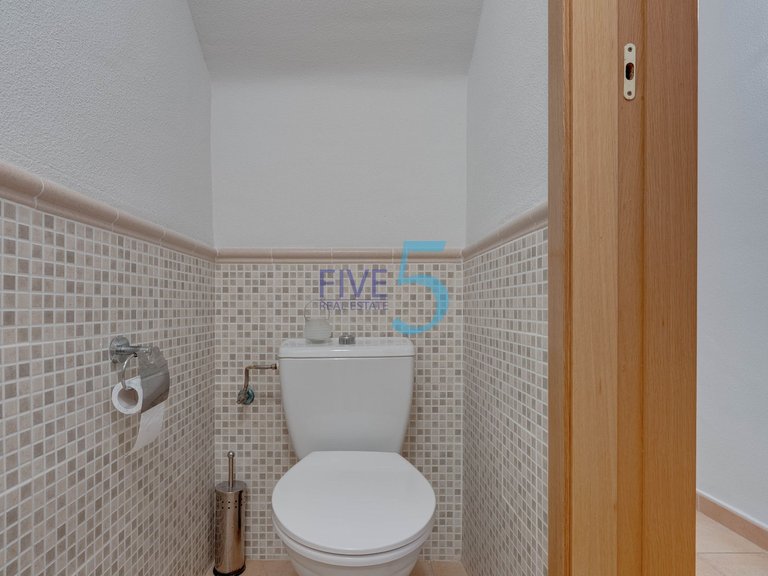 Villa for Sale in Alicante, Valencia 26