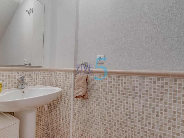 Villa for Sale in Alicante, Valencia 25