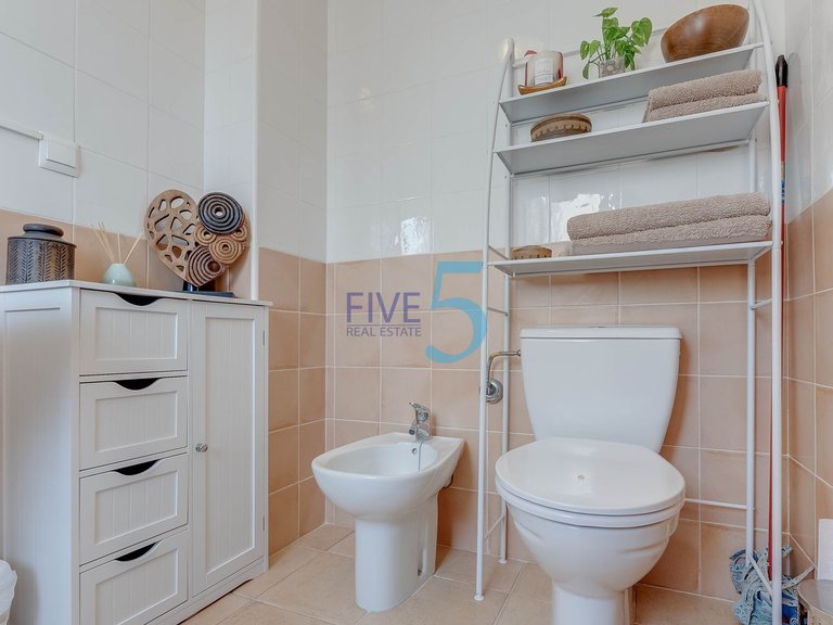 Villa for Sale in Alicante, Valencia 16