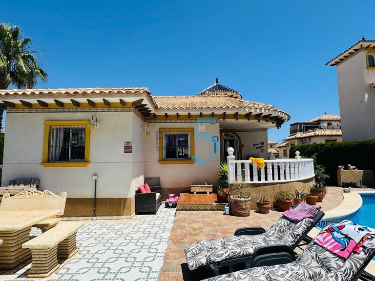 Villa for Sale in Alicante, Valencia 29