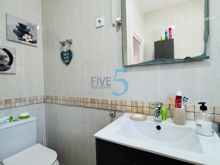 Villa for Sale in Alicante, Valencia 12
