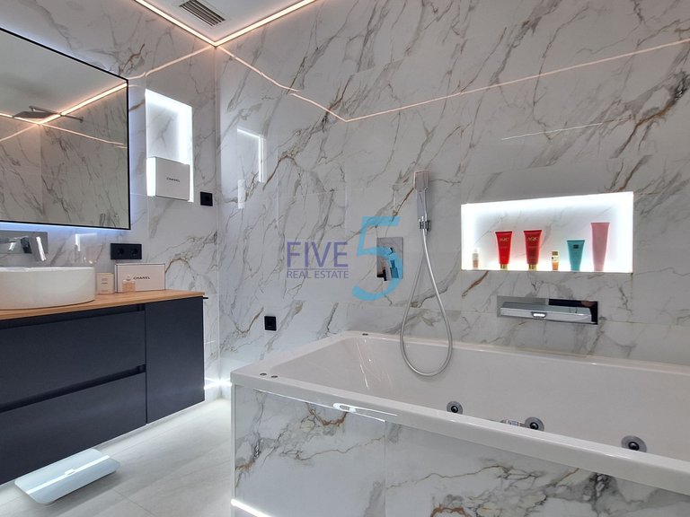 Apartment for Sale in Alicante, Valencia 19