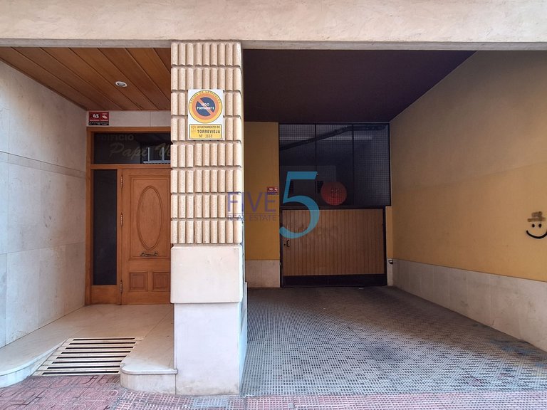 Apartment for Sale in Alicante, Valencia 45