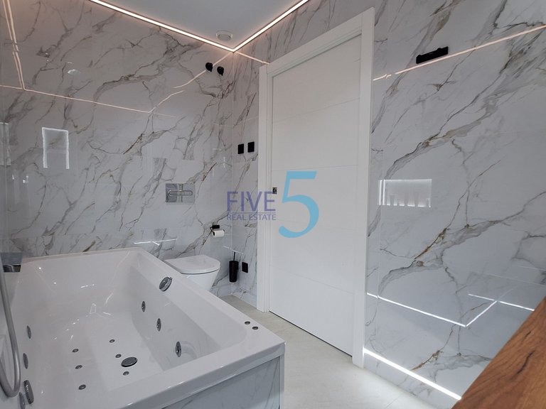 Apartment for Sale in Alicante, Valencia 20