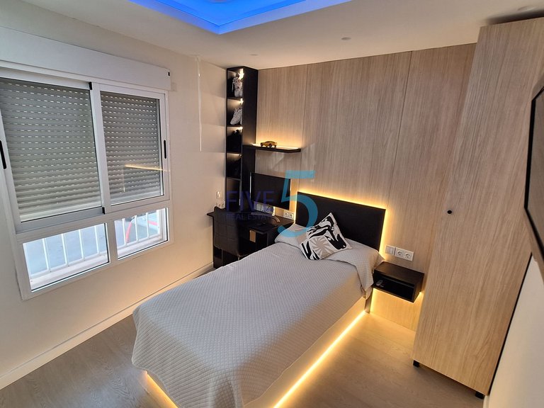 Apartment for Sale in Alicante, Valencia 33