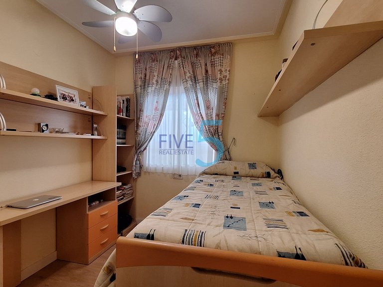 Apartment for Sale in Alicante, Valencia 28