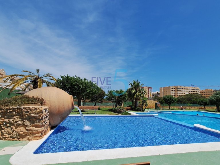 Apartment for Sale in Alicante, Valencia 37