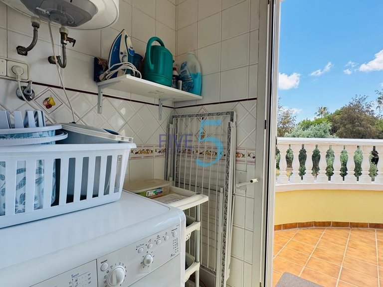 Villa for Sale in Alicante, Valencia 7
