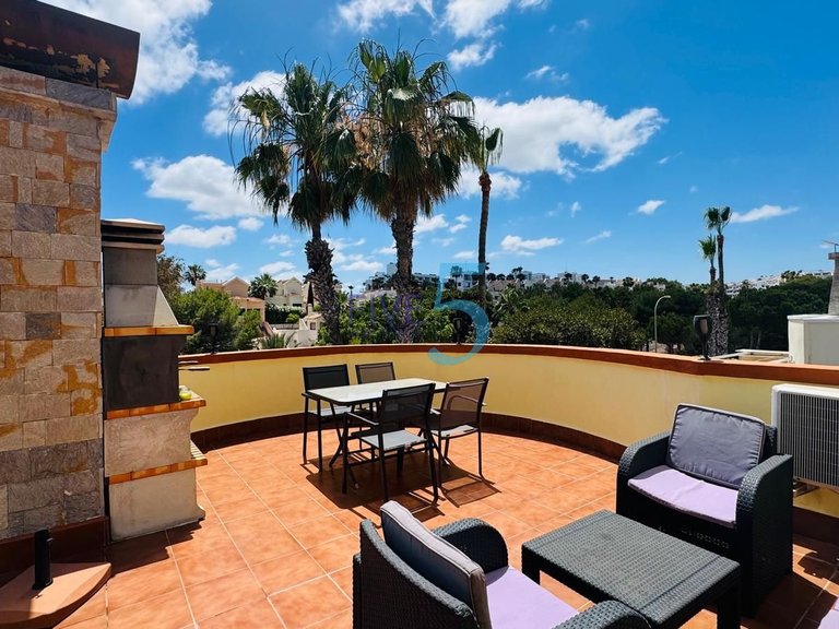 Villa for Sale in Alicante, Valencia 22