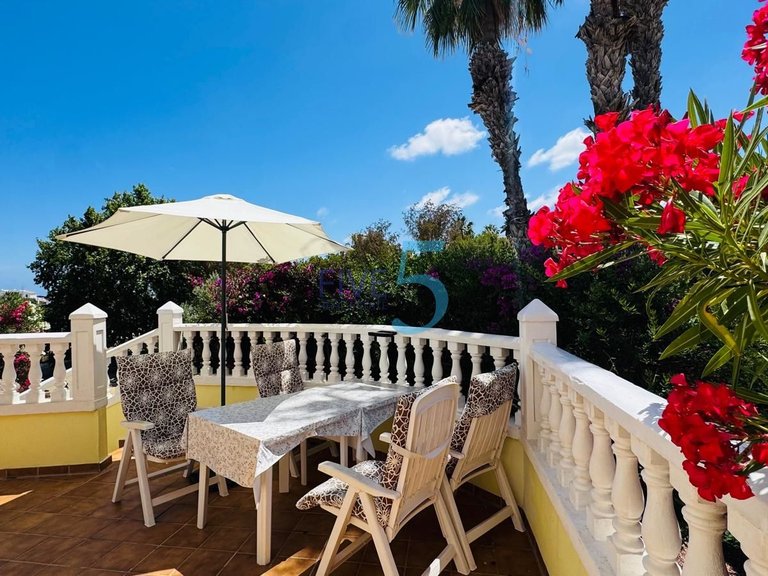 Villa for Sale in Alicante, Valencia 25