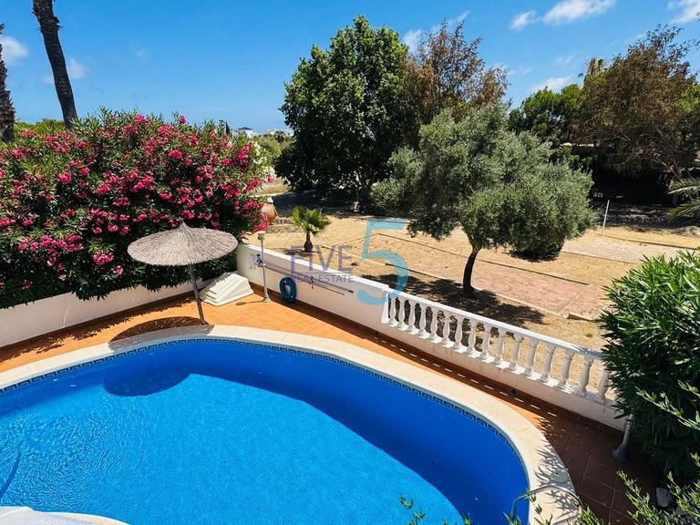 Villa for Sale in Alicante, Valencia 30