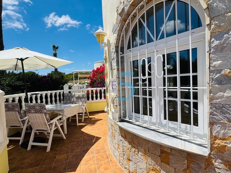 Villa for Sale in Alicante, Valencia 26