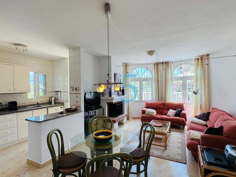 Villa for Sale in Alicante, Valencia 3
