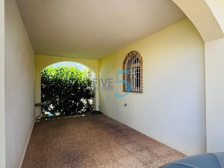 Villa for Sale in Alicante, Valencia 32