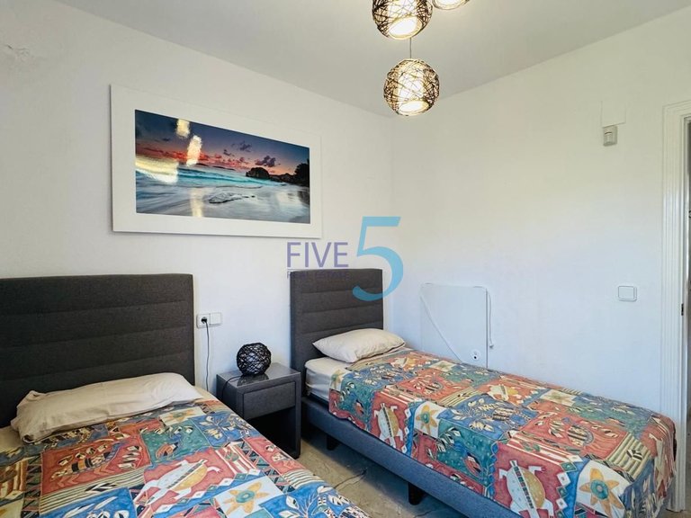 Villa for Sale in Alicante, Valencia 12