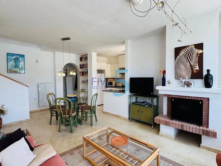 Villa for Sale in Alicante, Valencia 8
