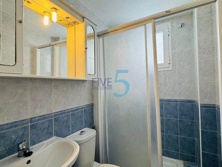 Apartment for Sale in Alicante, Valencia 10