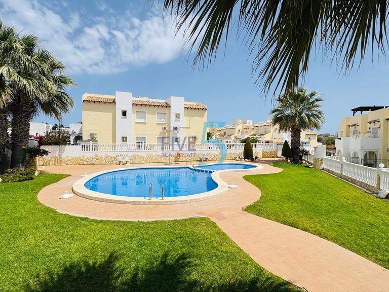 Apartment for Sale in Alicante, Valencia 2