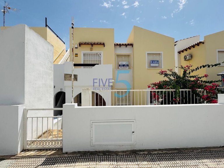 Apartment for Sale in Alicante, Valencia 1