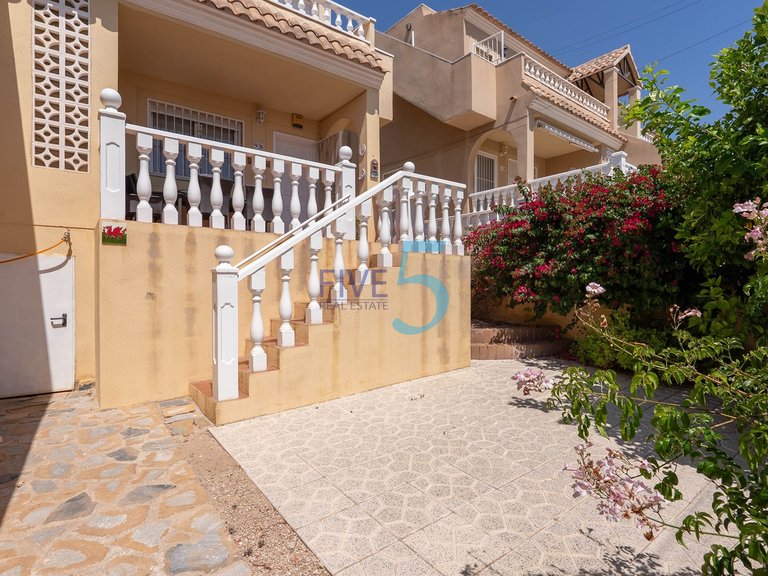 Apartment for Sale in Alicante, Valencia 3