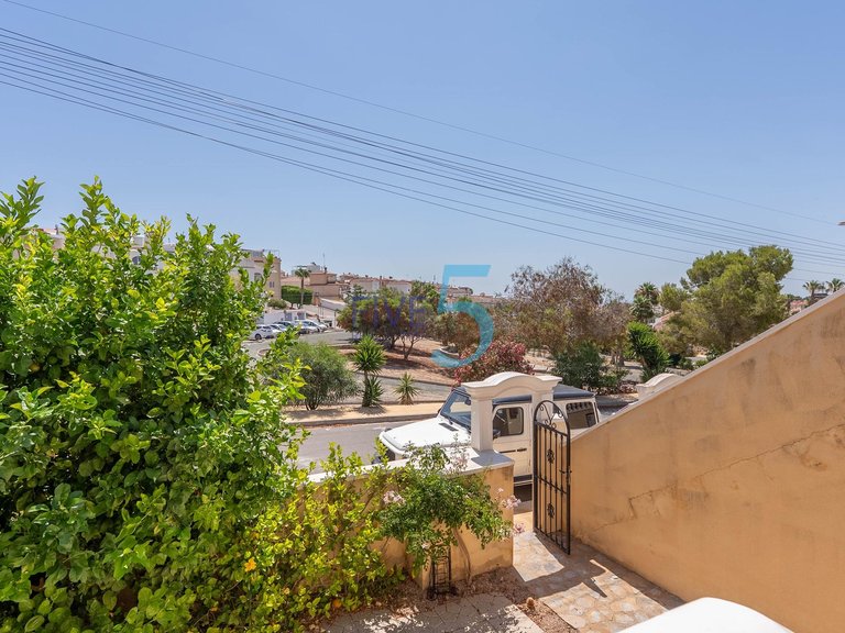 Apartment for Sale in Alicante, Valencia 26