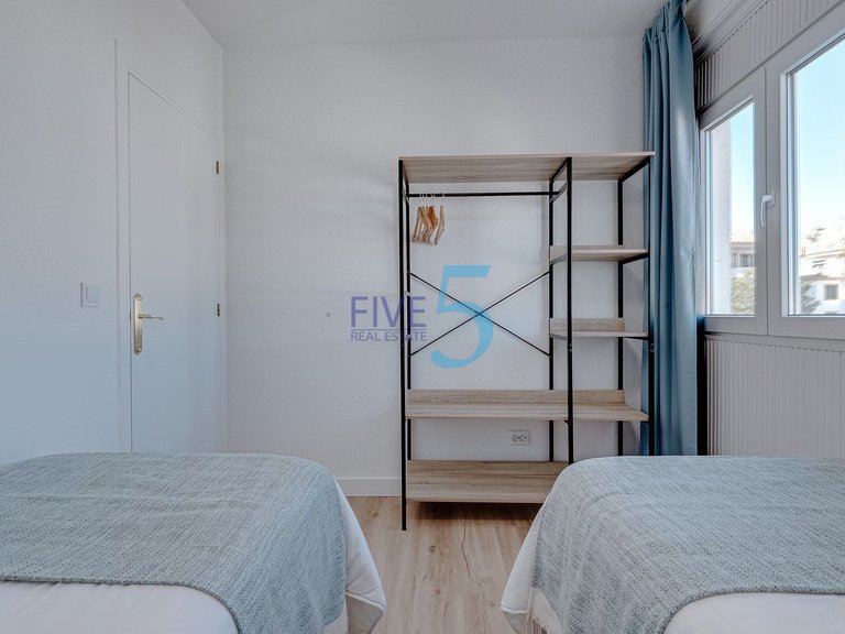 Apartment for Sale in Alicante, Valencia 18