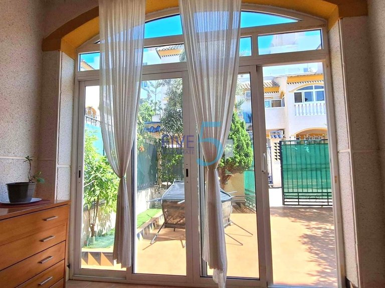 Apartment for Sale in Alicante, Valencia 8