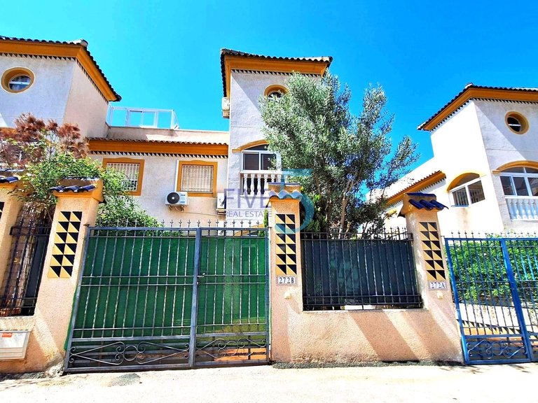 Apartment for Sale in Alicante, Valencia 6