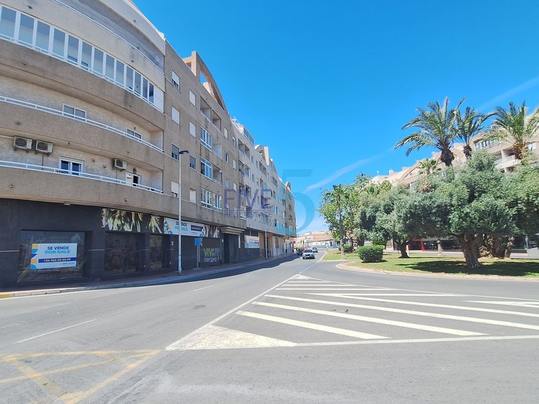 Apartment for Sale in Alicante, Valencia 22